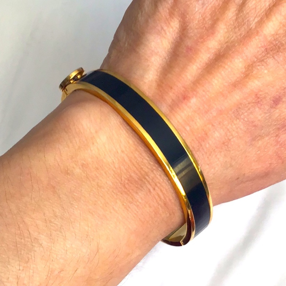 STEE LAUDER. Navy Gold Bracelet.